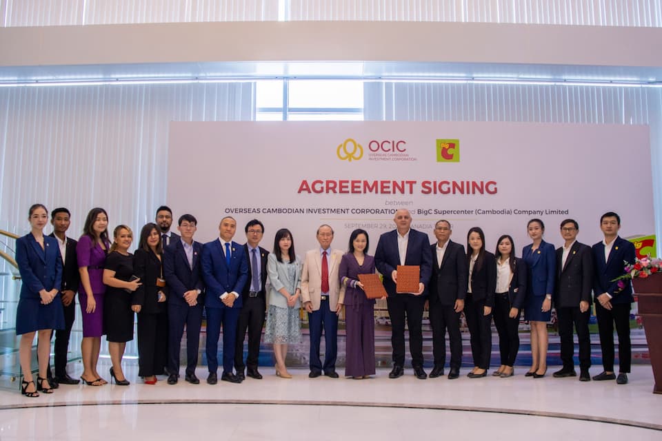 OCIC and Thailand-based BJC's Big C Supercenter sign partnership for new Phnom Penh hypermarket